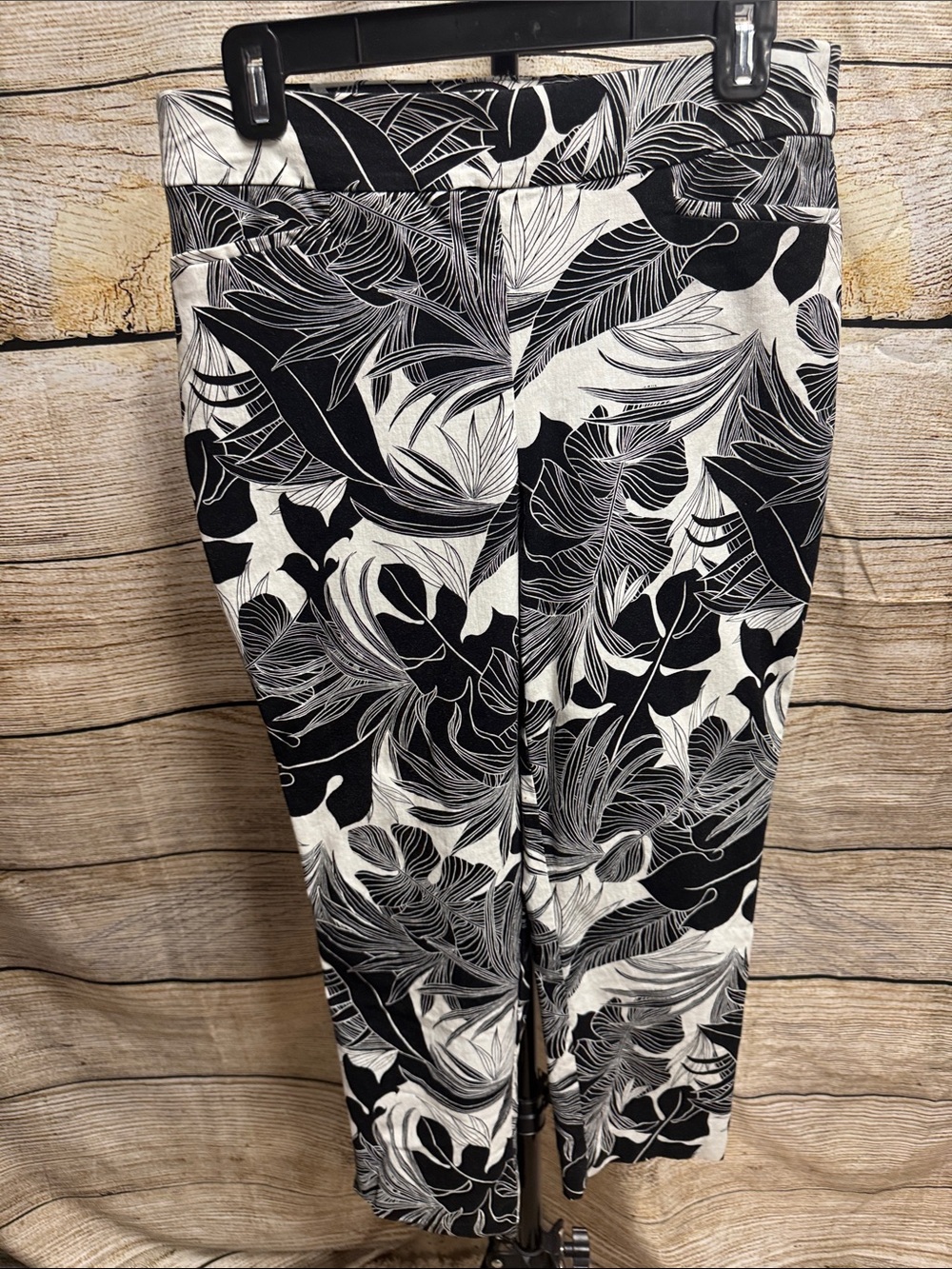 Chico's Black and White Botanical Print Pants